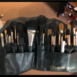 Makeup brush holder belt